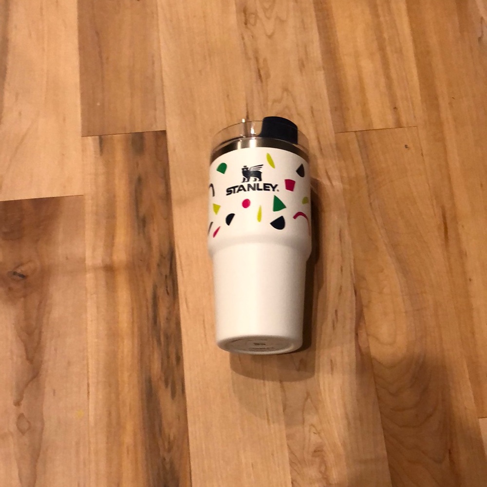 Stanley 20 oz!